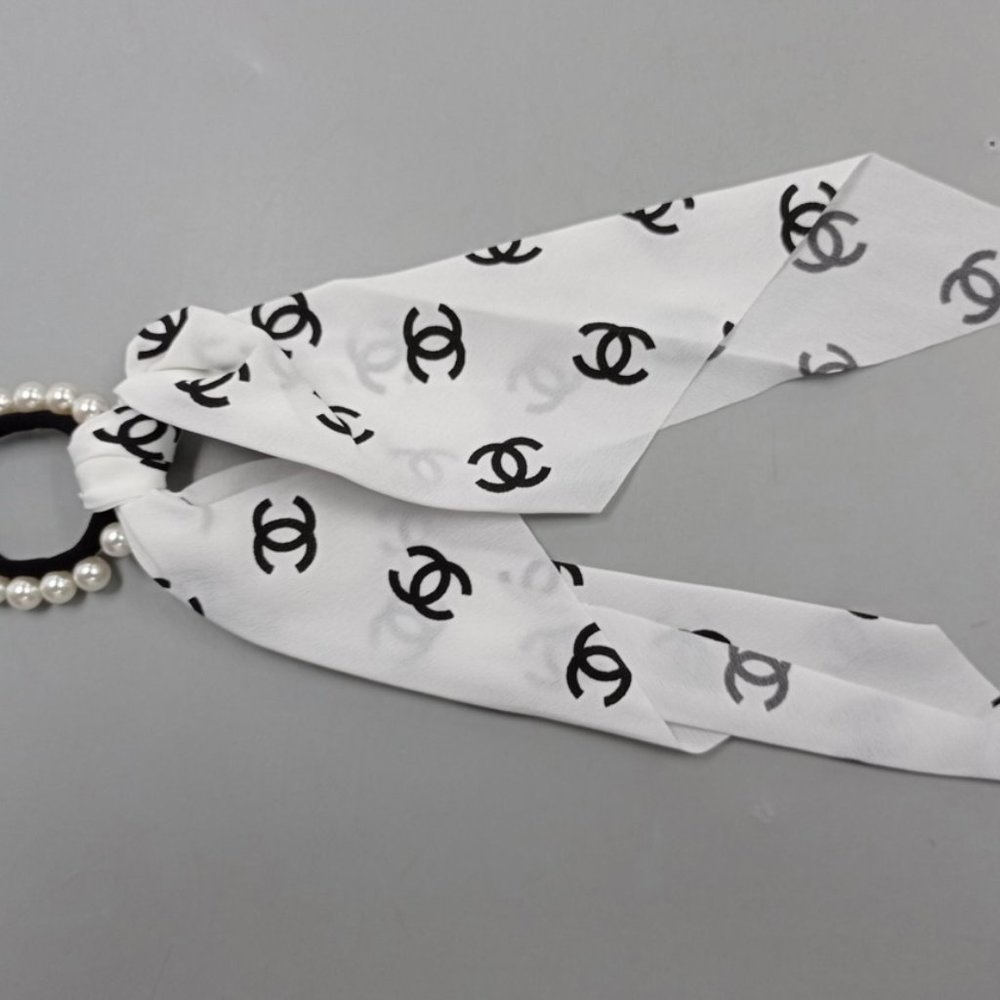 Pearl Hair tie